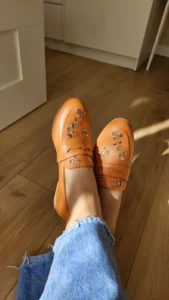 goldenbeeshoes-0003-08